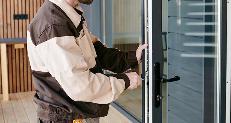 Fix Patio Screen Door Rollers in Southchase, FL
